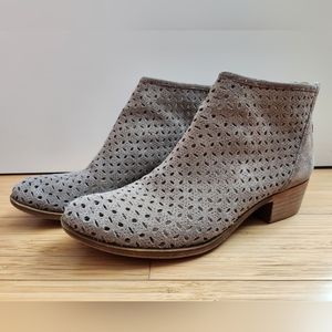 Lucky Brand Bergyn Ankle Booties, Size 7.5